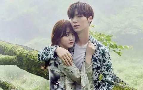 吃瓜年轻男女视频,吃瓜年轻男女视频中的甜蜜瞬间