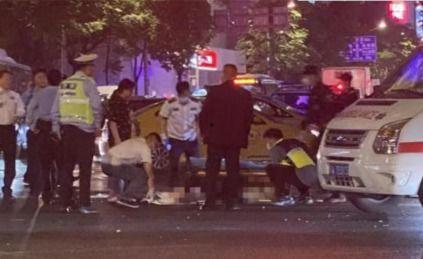 南京吃瓜 事件视频播放,视频曝光引发社会热议