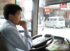 老司机吃瓜爆料最新视频,揭秘视频背后的惊人真相！