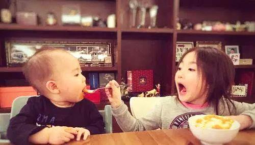 吃瓜姐弟视频大全,视频大全精彩回顾