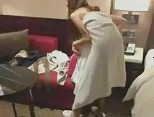 天蝎女吃瓜视频在线观看,吃瓜视频背后的精彩瞬间