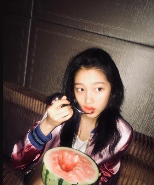 港风吃瓜写真视频